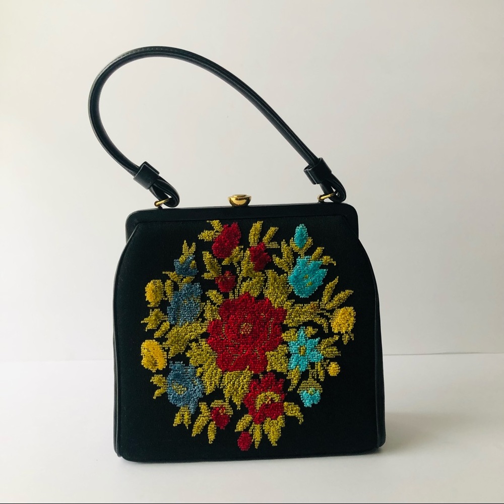 Vintage Lowy and Mund by Edwards Embroidered Black Handbag/ Clasp